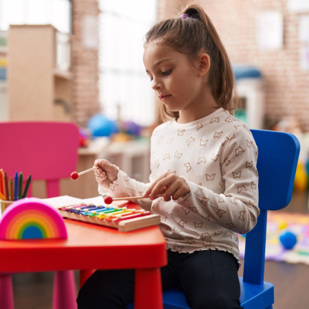 Instrument Muzical Xilofon Cyrax, din Lemn, 8 Note Muzicale, 2 Bete de Percutie, 4-6 Ani, Multicolor