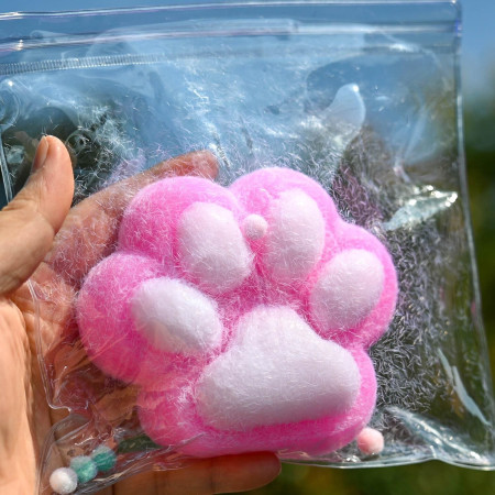 Jucarie Interactiva Squishy, Cyrax, Model Cat Paw, Squeeze Pinch Family, Revenire Lenta, din TPR, +3 Ani, 7.5 cm, Textura Puf, Roz