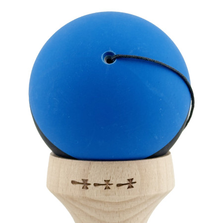 Kendama X Originala, Profesionala, Cyrax, Rubber Grip, Cupe Mari KING SIZE V3, Gaura in Baza, Rulment Metalic, din lemn 18 cm, Ata 62/65 cm, Bicolor Albastru/Negru