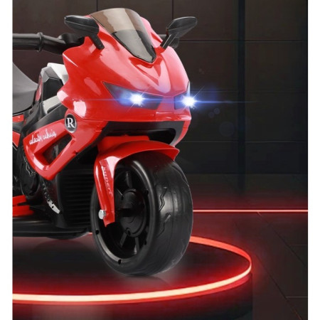 Motocicletă Electrică cu 3 Roti, Cyrax, Acumulator Încarcare, Anti-Rasturnare, Lumini, Sunete, Off-Road, Baterie 6V 4.5Ah, 66x34x43cm, Rosu