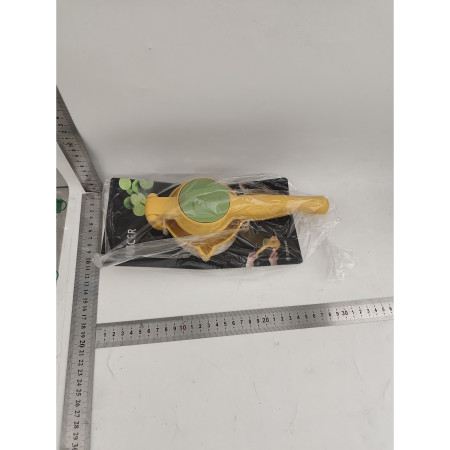 Storcator manual citrice, Cyrax, pentru lamai, portocale, cu actiune dubla, usor de utilizat, material ABS rezistent, 8x10x22 cm, Galben