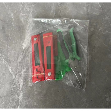 Set 4 Unelte de Gradinarit,  pentru Indepartare Spini Trandafiri si Taiere, din PVC/Otel Carbon, Rosu/Verde