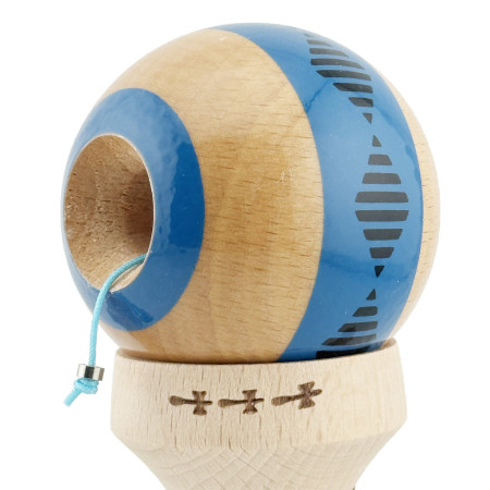 Kendama X Originala FREQUENCY, Profesionala, Cyrax, Cupe Mari KING SIZE V3, Super Sticky, Gaura in Baza, Rulment Metalic, din lemn 18 cm, Ata 55 cm, Albastru/Maro