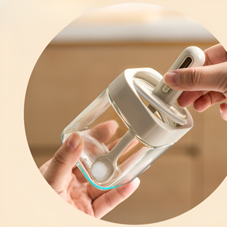 Recipient pentru Depozitarea Condimentelor, Cyrax, Borcan din Sticla, Capac si Lingura Incorporate, Uz Casnic, 300 ml, 7.1x7.1x14.8 cm, Gri