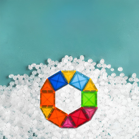 Set 32 Piese Magnetice de Constructie, Cyrax, Piese 5.5 cm, Magnetic Tiles, Forme Geometrice, 3 Ani, ABS, Magnet, 20.5 x 14.5 x 12 cm, Multicolor