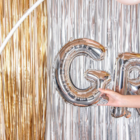 Balon Folie Metalizata Litera G, Cyrax, 40 cm, Umflati cu Heliu sau Aer, Ambalaj Individual, Pai inclus, Argintiu