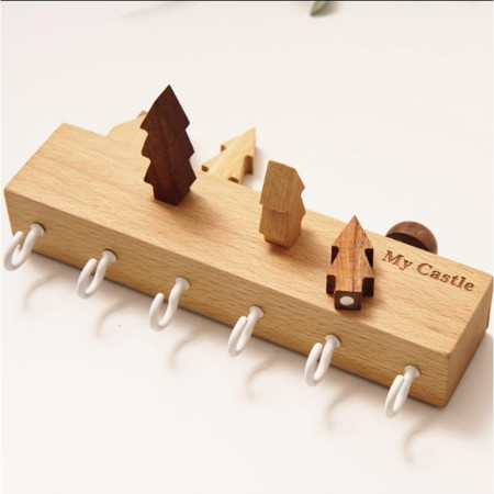 Suport pentru Chei,  din Lemn, Aplicare fara Perforare, Adeziv Inclus, 6 Carlige Albe, Model Casuta, Greutate Suportata 5 kg, 14.5 x 2 x 22.5 cm, Maro