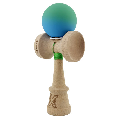 Kendama X Originala, Profesionala, Cyrax, Cupe Mari KING SIZE V3, Rubber Grip, Gaura in Baza, Rulment Metalic, din lemn 18 cm, Ata 62/65 cm, Gradient Verde/Albastru